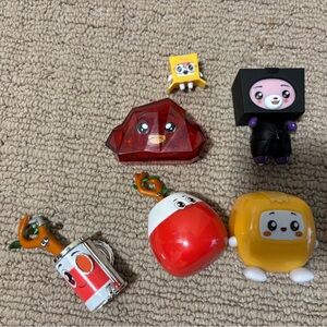 Lanky Box Figurine Pack